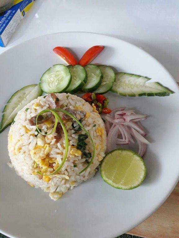 ホテル Baan Suan Geb Tawan Lop Buri エクステリア 写真