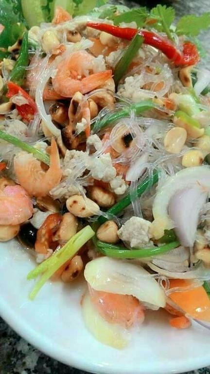 ホテル Baan Suan Geb Tawan Lop Buri エクステリア 写真